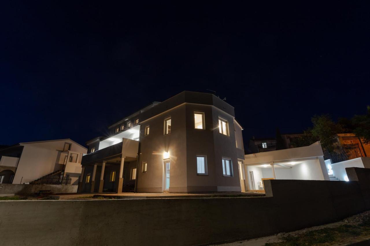 Apartments Luka Senj  Exterior foto