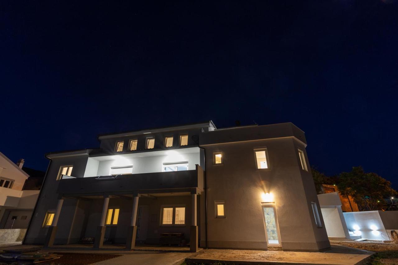 Apartments Luka Senj  Exterior foto