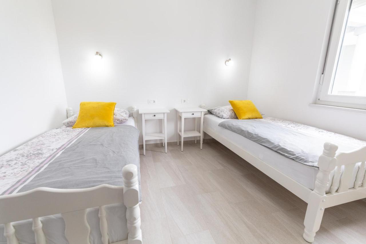 Apartments Luka Senj  Exterior foto
