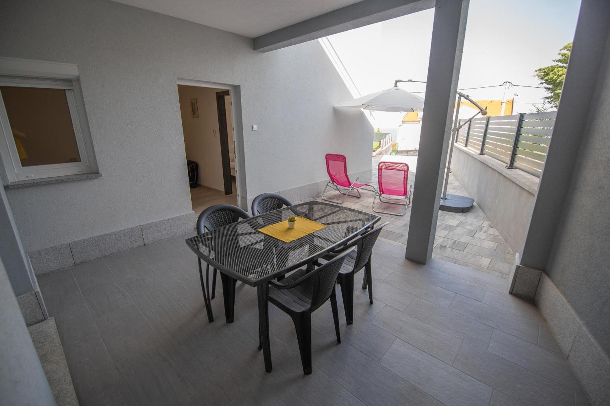 Apartments Luka Senj  Exterior foto